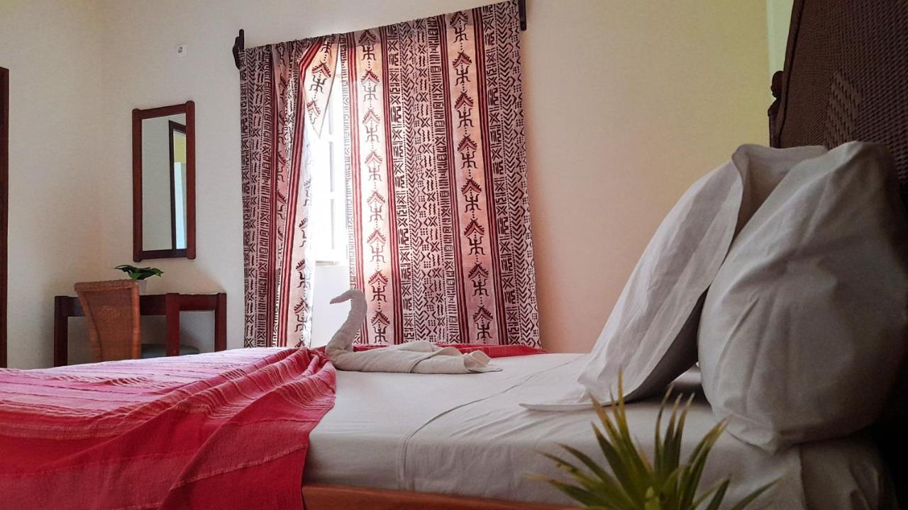 Residencial Rosa Criola Bed & Breakfast Sal Rei Exterior photo