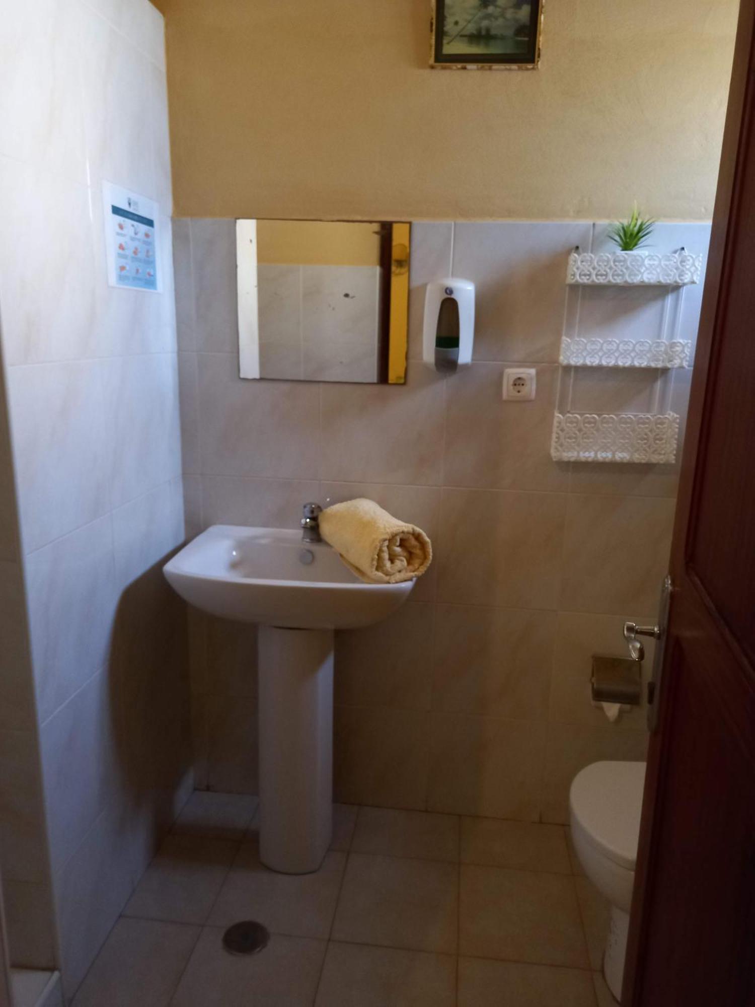 Residencial Rosa Criola Bed & Breakfast Sal Rei Exterior photo